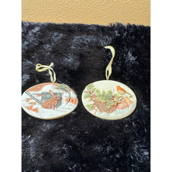 Keepsake Christmas Ornament Set By Marjolein Bastin Christmas Bunny/Holly Basket - Picture 4 of 10